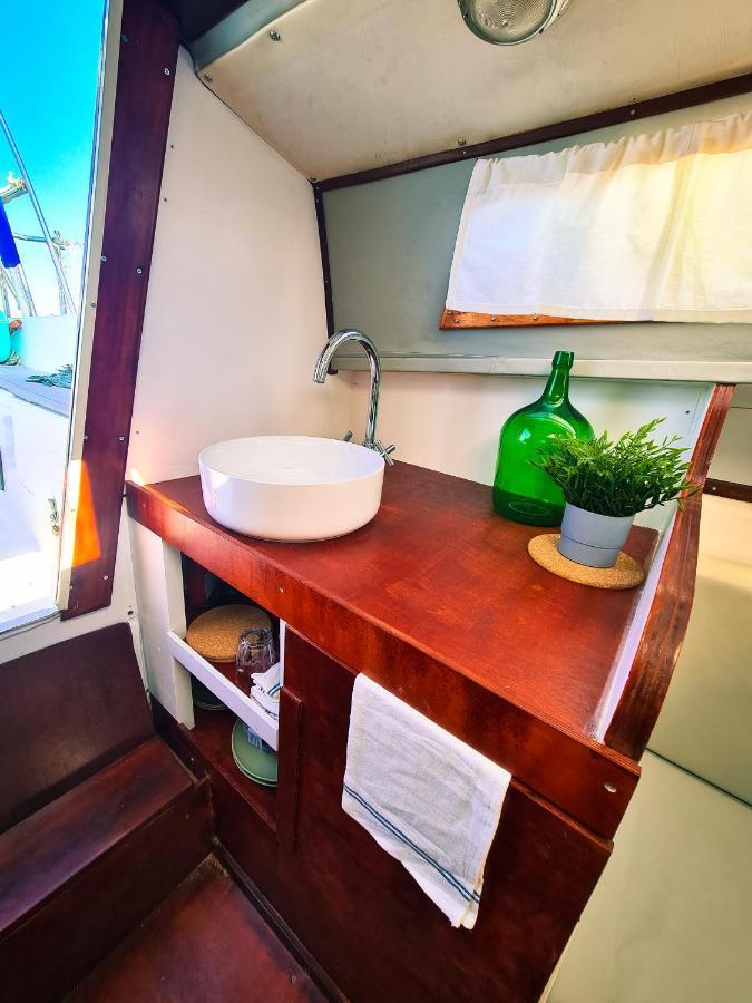 فندق Sirius - Boat House Olhão المظهر الخارجي الصورة