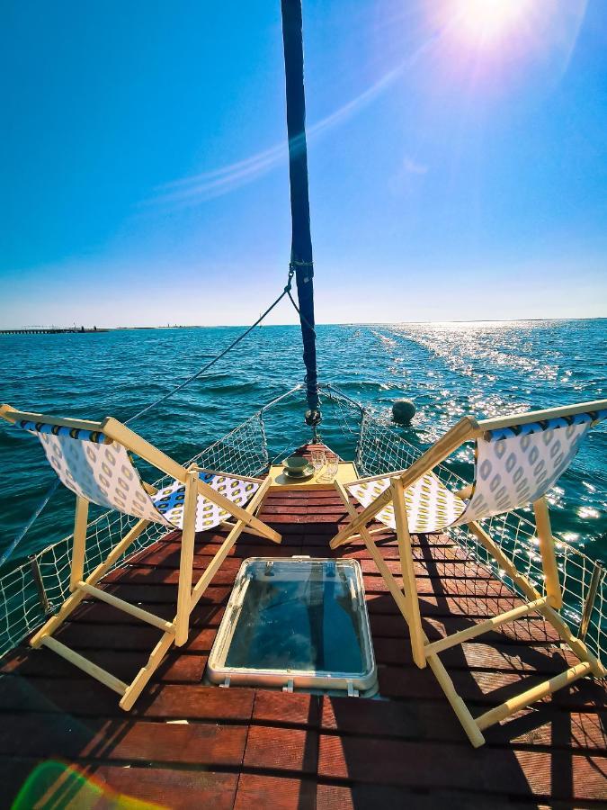 فندق Sirius - Boat House Olhão المظهر الخارجي الصورة